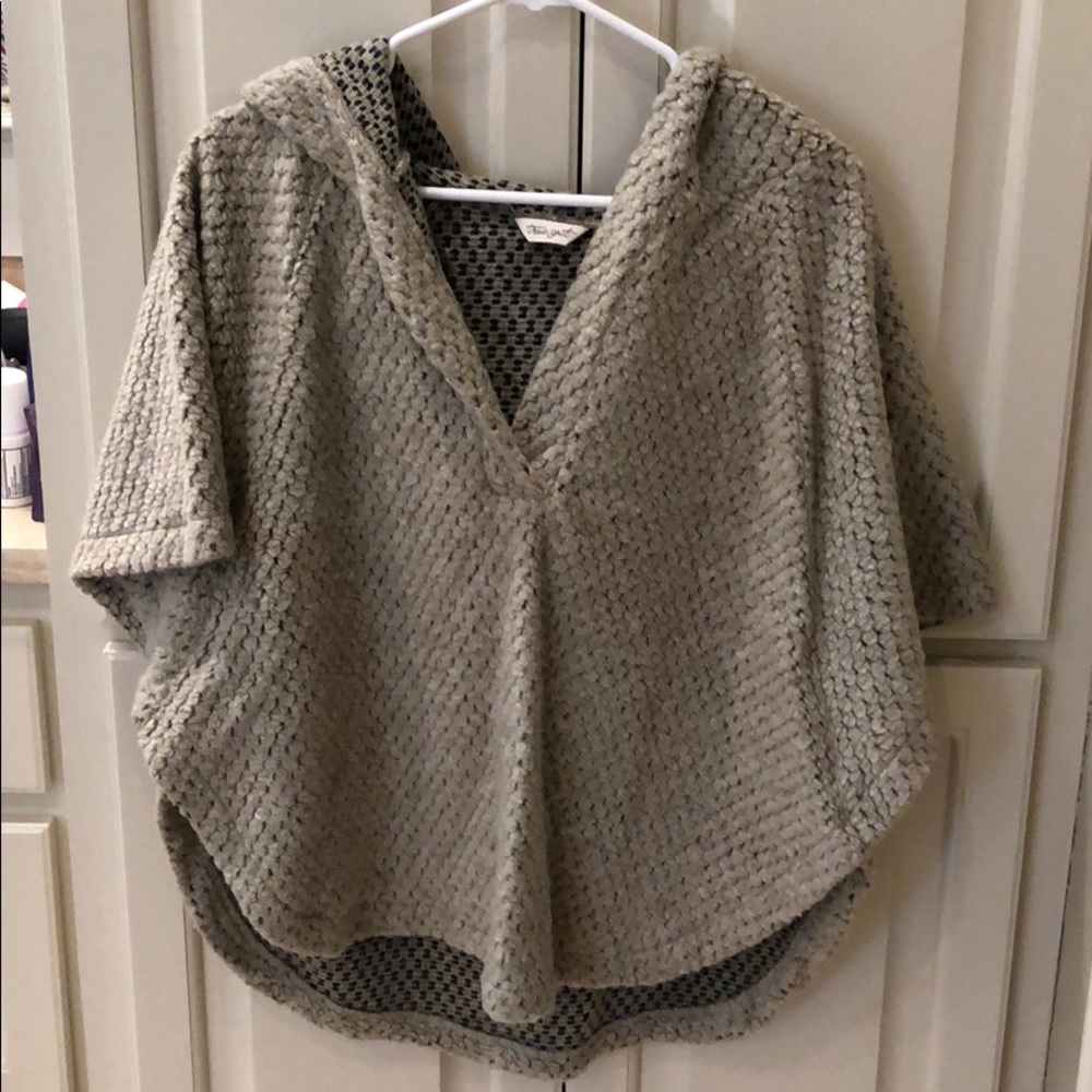 True Grit Poncho medium